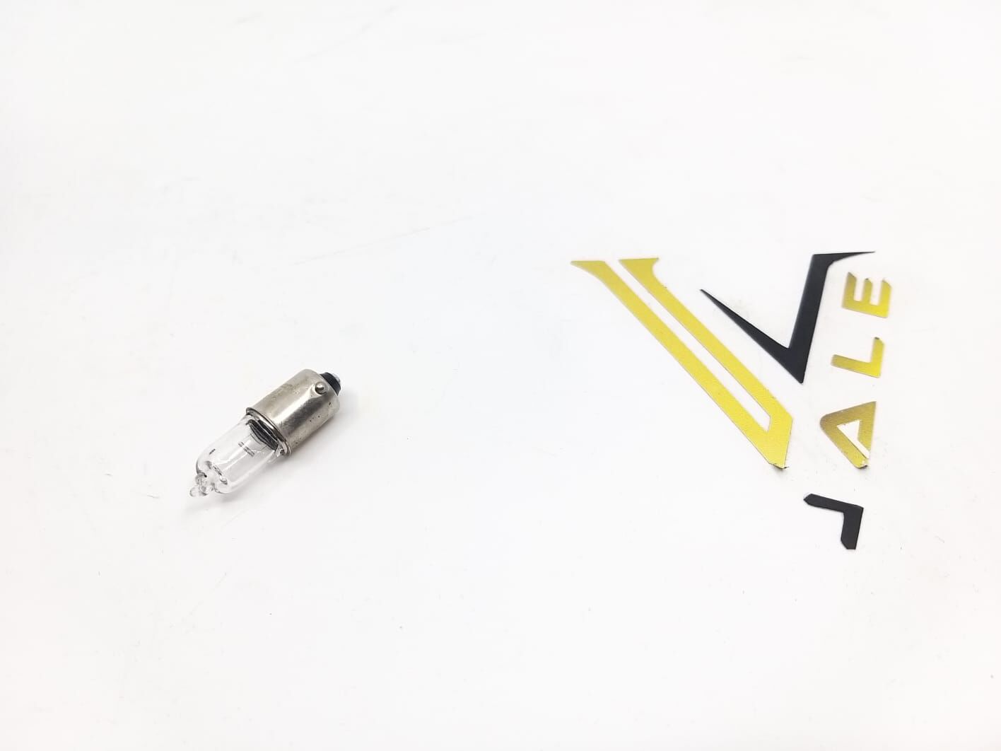 BMW 3-5 SERİSİ ANGEL PARK AMPÜLÜ 12V10W E90.E60.E65.X5.E39 BOSCH