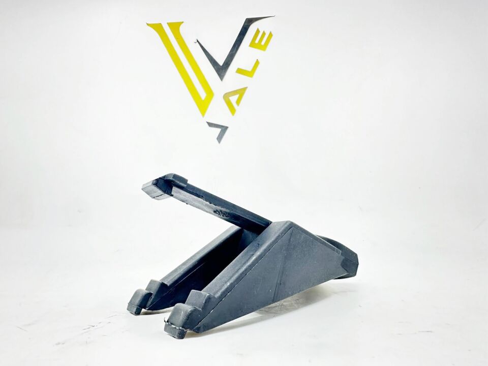 BMW 3-5 SERİSİ RADYATÖR ALT AYAĞI ÇATALLI - R - E32.E34.E30 YAN SANAYİ